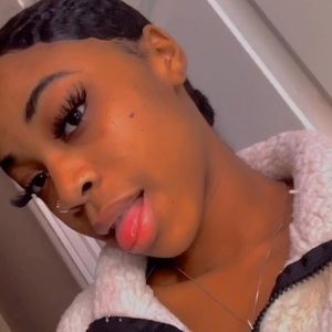 Meet your Posher, Markayla